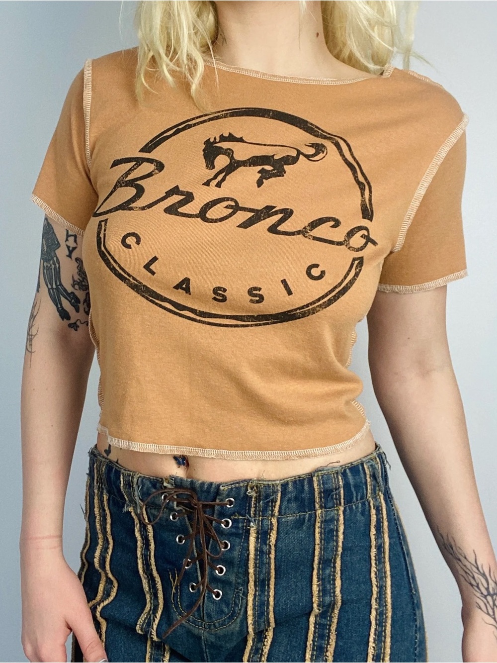 Women's Tan Graphic Crop Tee - Ford Bronco